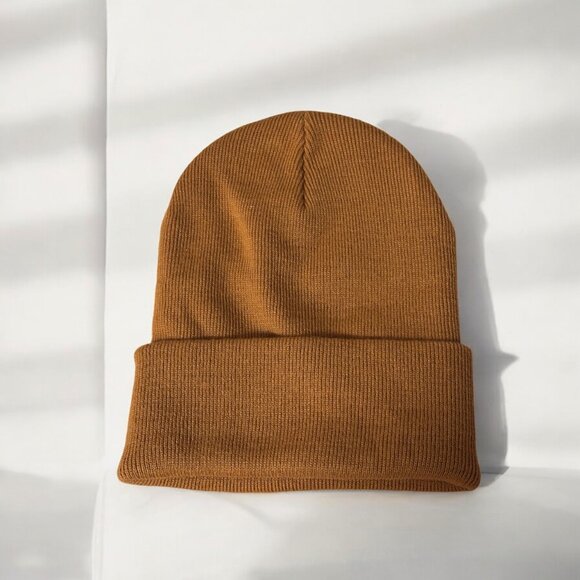 🧤 Yeti Badge Beanie – Gold 🧤 - Picture 3 of 5